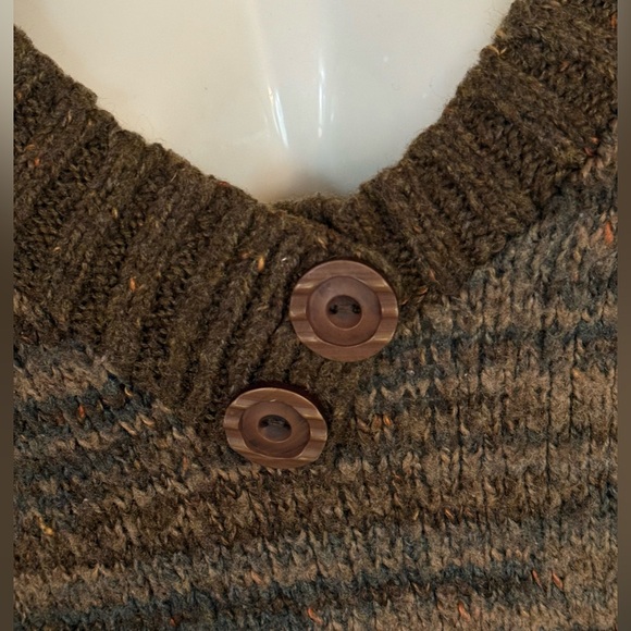 BKE Buckle Sweater L Vintage Y2K V-neck LS Top Women’s Large 12-14 Buttons - Picture 4 of 5